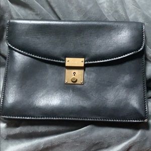 Vintage leather Gucci clutch